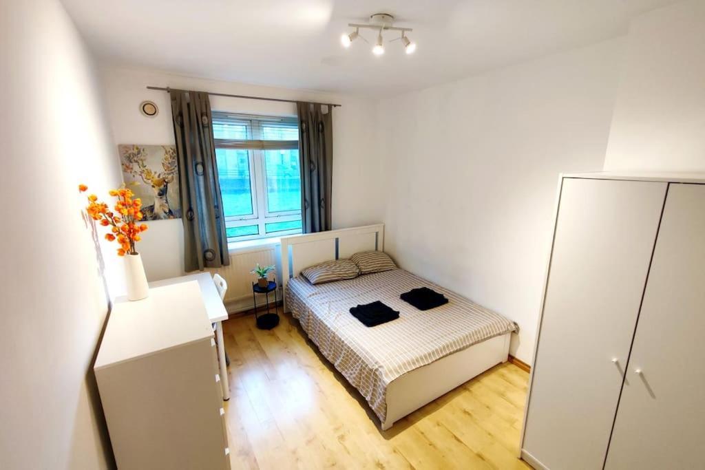 Central London Spacious Flat With 2 To 3 Bedrooms 외부 사진